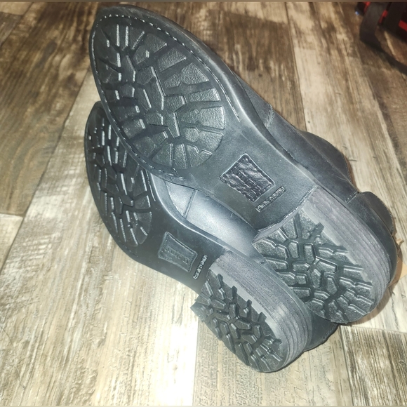 Born Women\'s Leather Ankle Boots Size 10 NWT